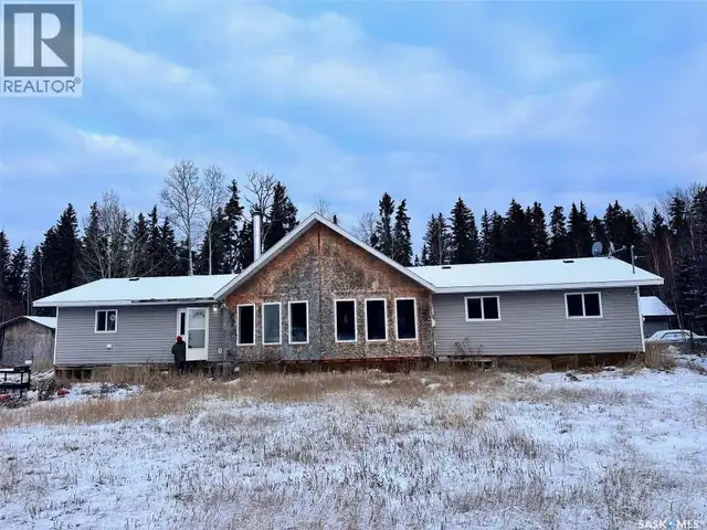404 Blackpoint BAY Black Point, Saskatchewan in Houses for Sale in La Ronge - Image 2