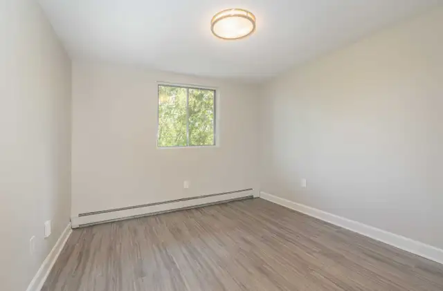 High Park Place Apartments - 2 Bedroom 1 Bathroom Apartment for  in Long Term Rentals in Sarnia - Image 16