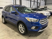 Le Ford Escape 2017 SE AWD CAMER RECUL A/C CRUISE BLUETOOTH offert chez AutoStudio 72 à Mirabel prés... (image 2)