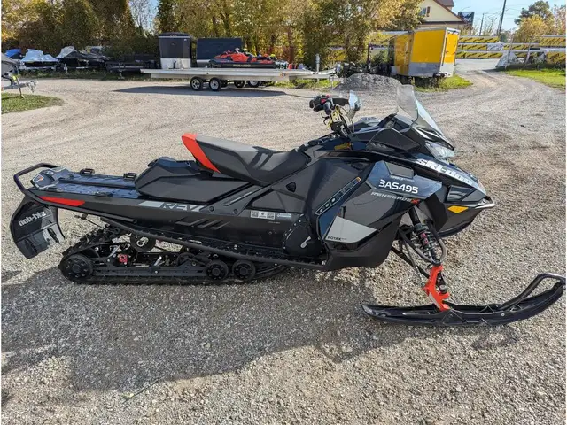 2020 Ski-Doo Renegade X 850 E-TEC(R) 9688 KM in Snowmobiles in Sarnia - Image 5