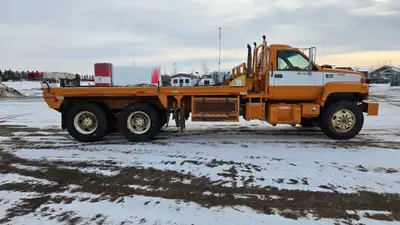 Used 2000 GMC C8500 Tandem Axle Bed Truck, Caterpillar 3126, 6 cylinder turbo diesel engine, 7.2 lit...