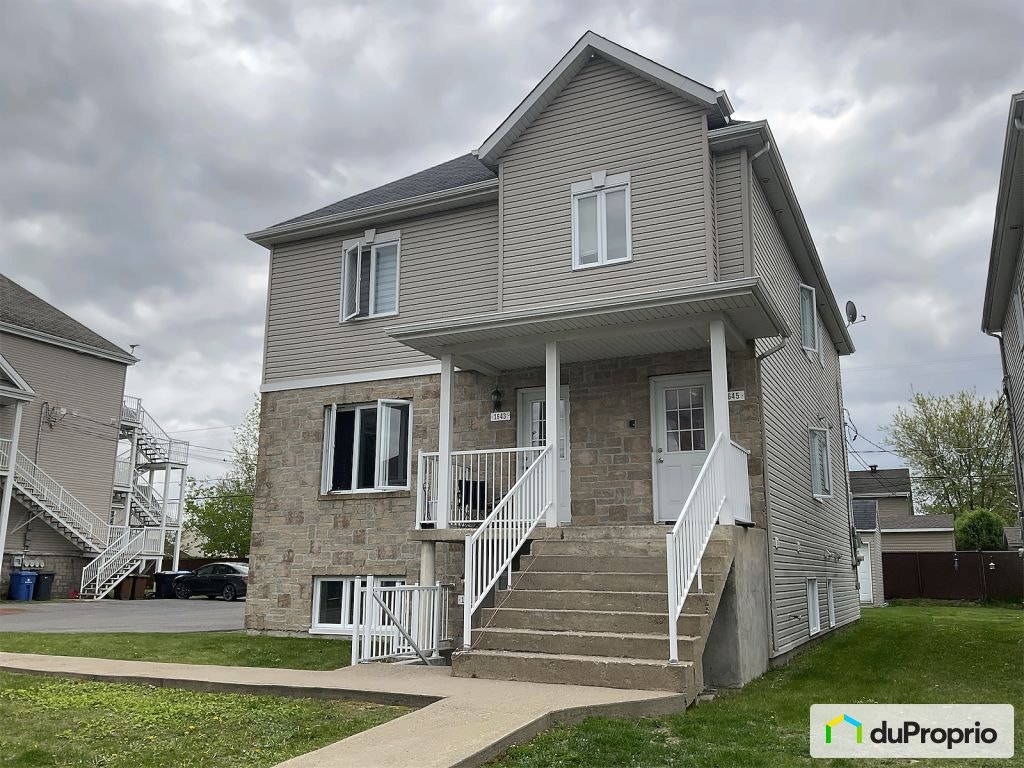$892,500 - Triplex for sale in Terrebonne (La Plaine) — photo 1
