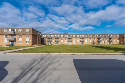 Building Description Welcome to Georgian Manor Apartments, where waterfront living and comfortable s...