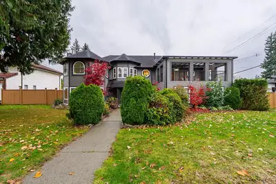 Beautiful single family home located in North Delta. Walking distance to Gray Elementary, Sungod rec...