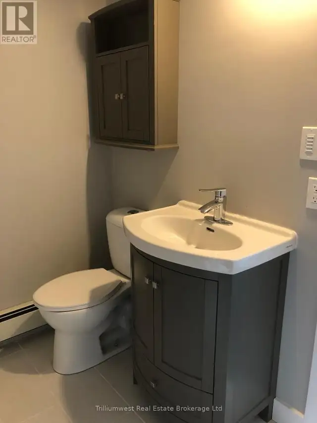 552 7TH AVENUE Hanover, Ontario in Houses for Sale in Owen Sound - Image 4