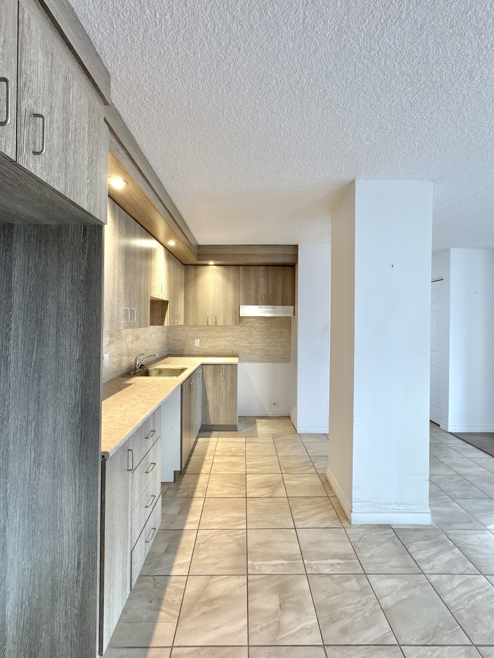 3.5 à Trois-Rivières - Disponible maintenant - Hydro inclus 4