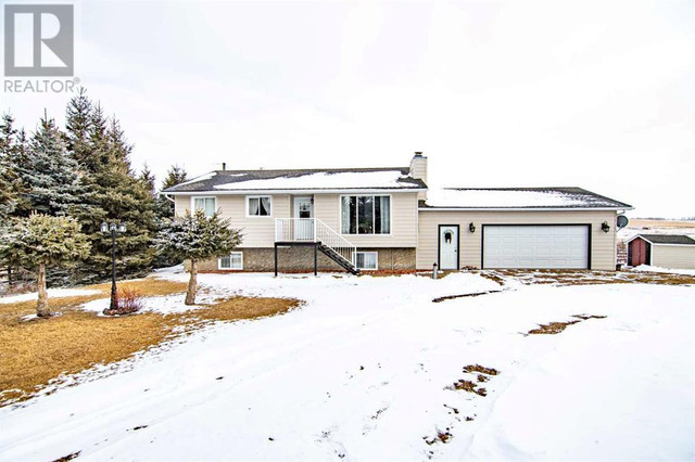 40411 Range Road 245.5 Rural Lacombe County, Alberta in Houses for Sale in Red Deer - Image 2
