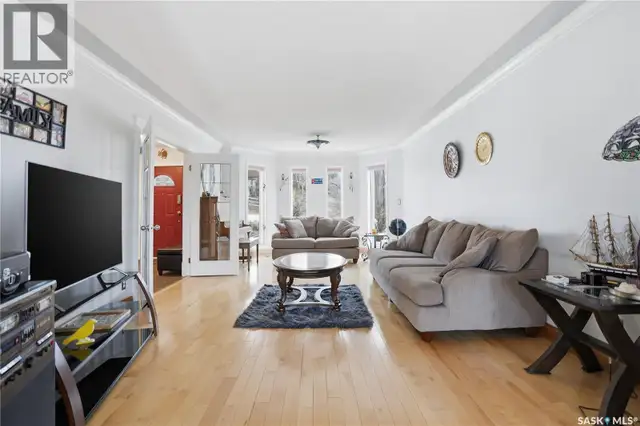 10 Meadow BAY Lumsden, Saskatchewan in Houses for Sale in Regina - Image 7