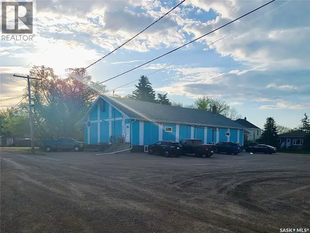 143 Aberdeen STREET Elbow, Saskatchewan in Commercial & Office Space for Sale in Moose Jaw - Image 3