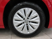 VOLKSWAGEN JETTA COMFORTLINE 2019 AUTOMATIQUE TOUT ÉQUIPÉ / AIR CLIMATISÉ / BANCS CHAUFFANT / CRUISE... (image 7)