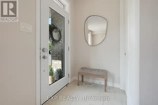 42 MONTOLOGY WAY Ottawa, Ontario62868539079169124