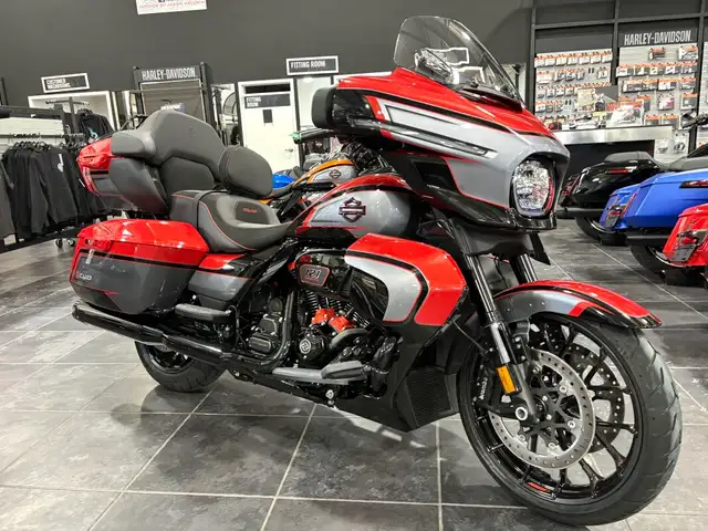 2026 Harley-Davidson CVO Street Glide Limited in Street, Cruisers & Choppers in Sudbury - Image 3