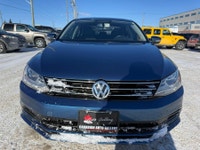 2015 VOKSWAGEN JETTA SE PKG ONLY 100,423KM 5 SPEED MANUAL GORGEOUS ONLY $210.88 BI WEEKLY WITH $0 DO... (image 8)