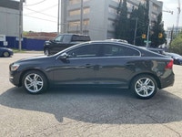 Vehicle Highlights: - Accident free - Dealer serviced - Winter tire pkg included Here's a very rare... (image 3)