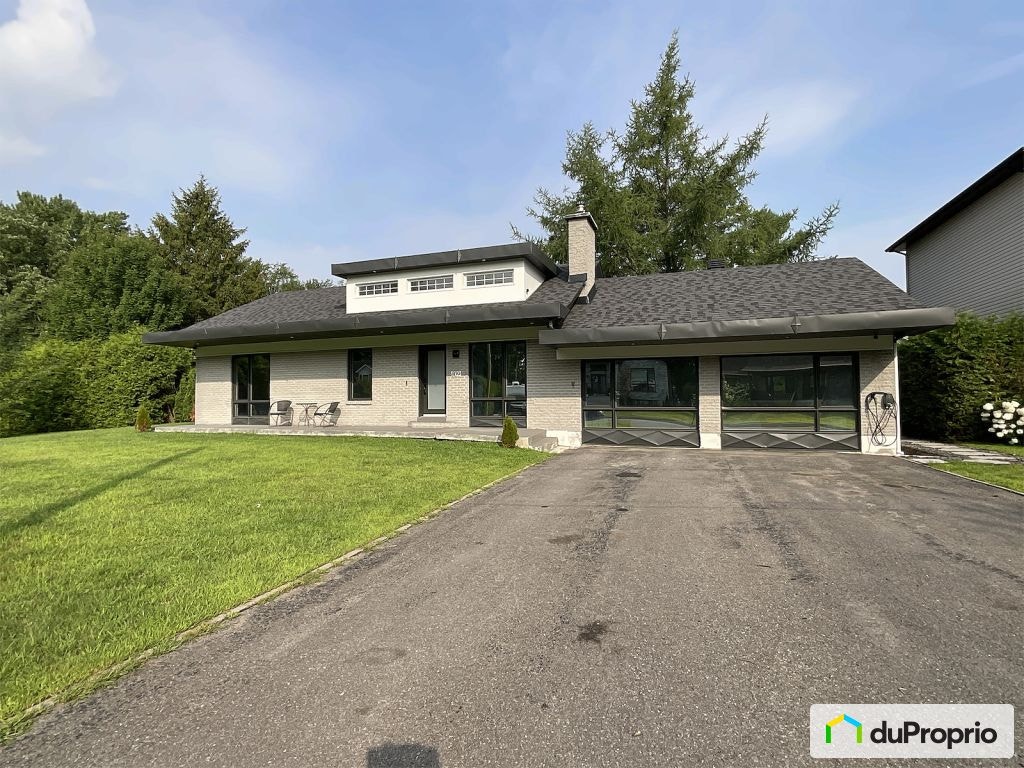 $775,000 - Bungalow for sale in St-Amable — photo 1
