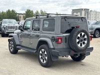 AMVIC Licensed Dealer * Remote Start * Keyless Entry * Alpine Audio System * Leather-faced Bucket Se... (image 5)