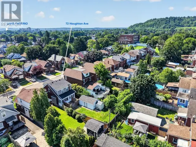 72 HOUGHTON AVENUE S Hamilton (Delta), Ontario in Houses for Sale in Hamilton - Image 3