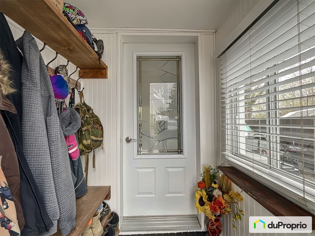 $359,000 - 2 Storey for sale in L'Épiphanie — photo 3
