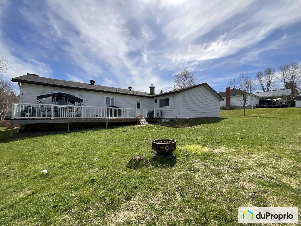 $450,000 - Bungalow for sale in Martinville — photo 2