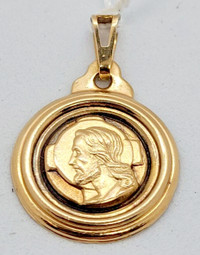 (76441-2) Unisex 10K Yellow Gold Christ Medallion