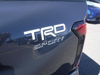 WOW! THIS IS A NICE TRUCK! SUNROOF, NAVIGATION, LEATHER INTERIOR AND MORE! ONLY 65,650 KMS! FULLY SE... (image 7)