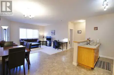 103, 109 Seabolt Drive Hinton, Alberta
