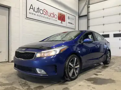 // JAMAIS ACCIDENTÉ! //Ce Kia Forte EX 2017 est un sedan bleu à 4 portes, offert chez AutoStudio 72...