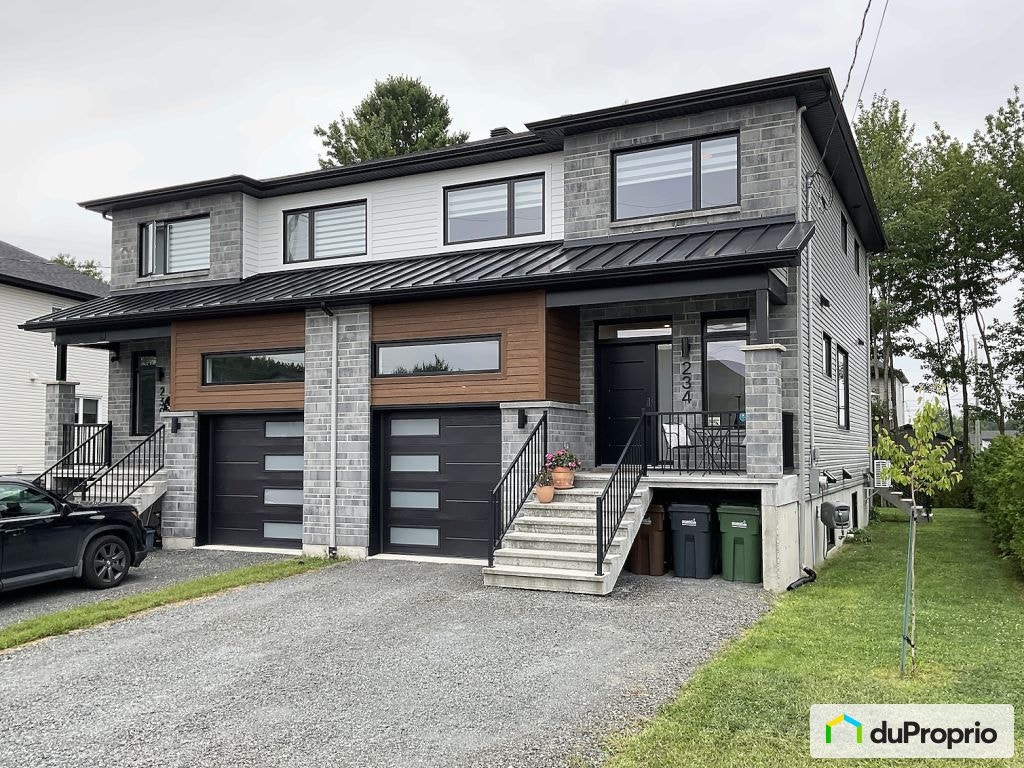 $549,000 - Semi-detached in Drummondville (Drummondville) — photo 1