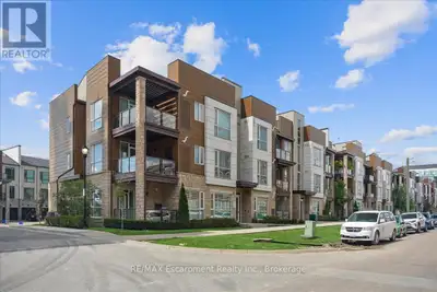 Stunning 2 bedroom 2 bath unit available for lease in desired Westmount. 9ft ceilings, open concept...