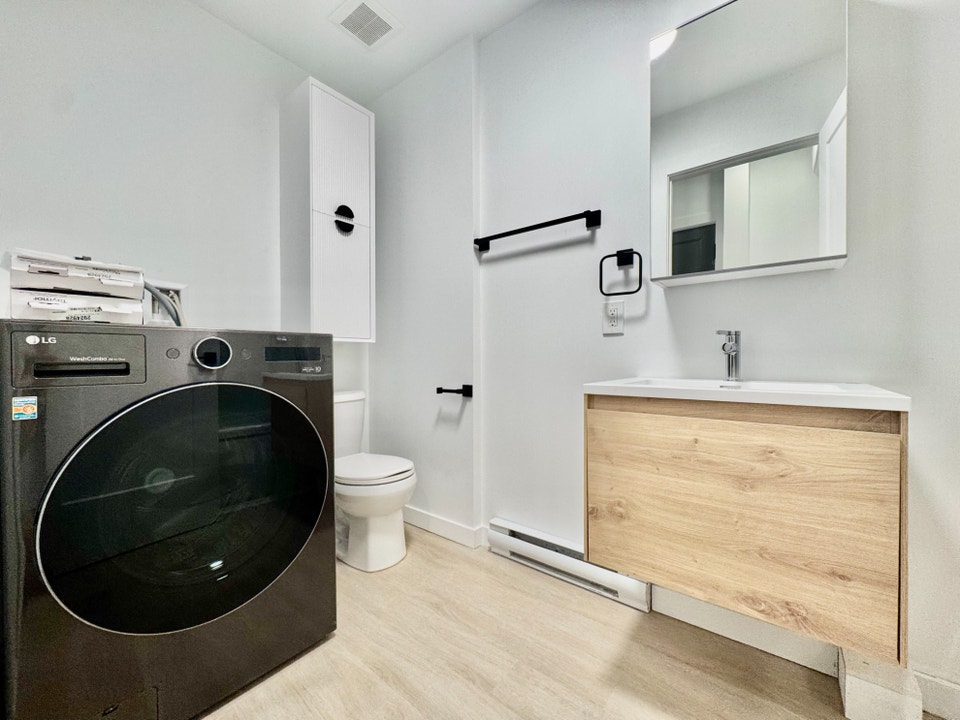Studio meublé à Hochelaga - Électros + WiFi inclus - Disponible! 5