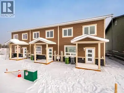 A brand-new, Hillcrest Builders Home, END Unit, with NO Condo Fees! Welcome to 301 Witch Hazel in up...