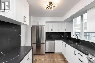 310 - 30 GRAND TRUNK CRESCENT Toronto (Waterfront Communities),