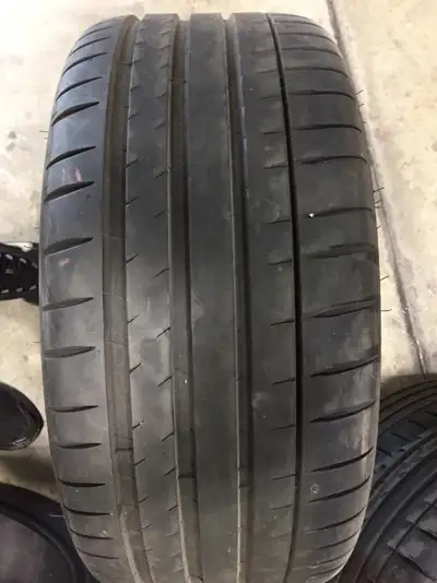 IF U SEE THE AD.. TIRES STILL FOR SALE 2 x 245/35/20 MICHELIN pilot Sport 4S tires 85 % 90 tread lef...
