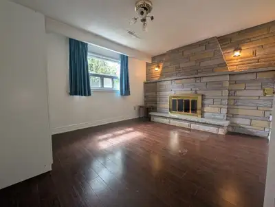 Large Bright Furnished room available now Eglinton/Danforth$750