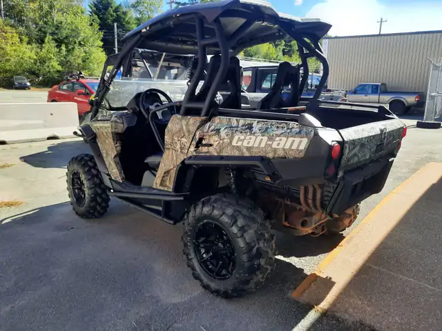 2019 Can-Am Commander XT 1000 R Low Kms in ATVs in Bridgewater - Image 11