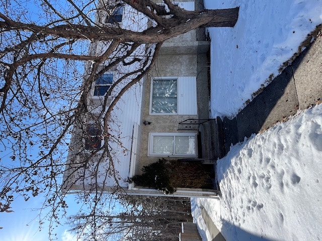 Red Deer 3 Bedroom Townhome with Finished Basement | Room Rentals ...