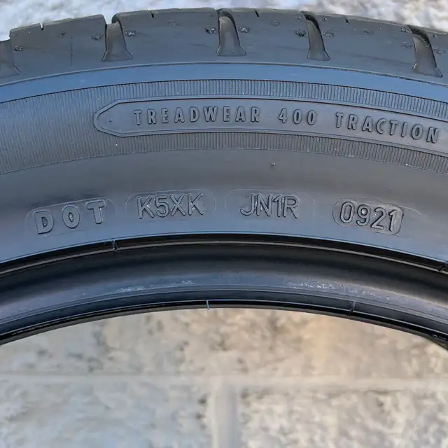 (98%) 2x 265/45R20 & 2x 295/40R20 Goodyear Eagle Touring A/S in Tires & Rims in City of Toronto - Image 9