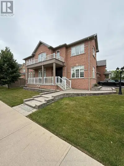 30 SADDLER AVENUE Brampton (Bram East), Ontario