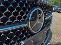 This Mercedes-Benz E-Class has a dependable Intercooled Turbo Gas/Electric I-4 2.0 L/122 engine powe... (image 7)
