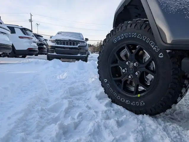 2026 Jeep Gladiator Willys in Cars & Trucks in Edmonton - Image 13