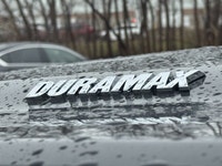 Turbocharged Diesel I6 engine for powerful performance - Advanced navigation system for seamless jou... (image 9)