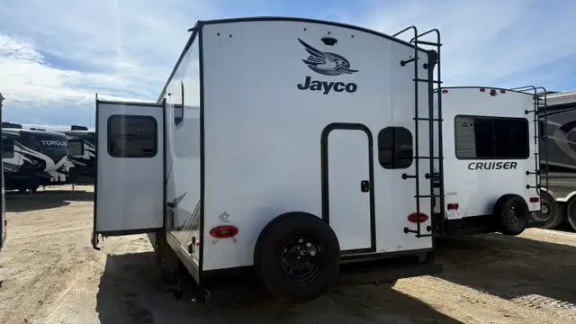 2022 Jayco WHITEHAWK 29 BH in Travel Trailers & Campers in St. Albert - Image 4