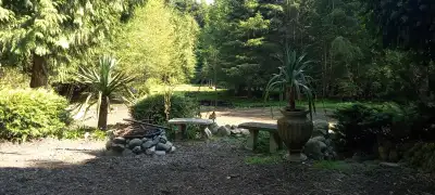 Building lot for sale on a 1 acre 99 year lease. Rough Bay Area. Private