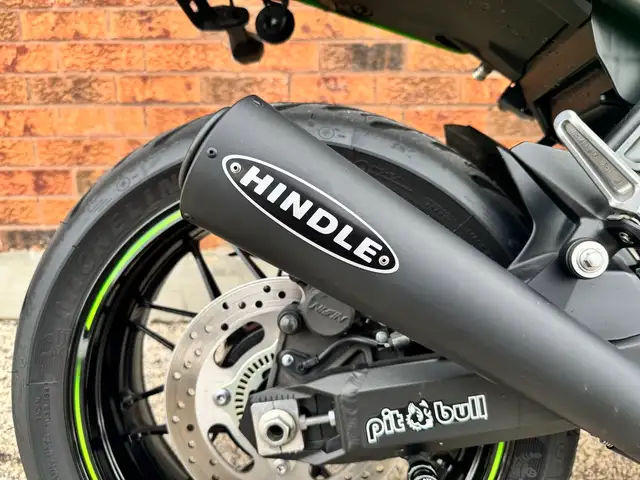 2018 Kawasaki Z900RS Cafe **HINDLE EXHAUST SYSTEM** **EXTRAS** in Street, Cruisers & Choppers in Markham / York Region - Image 7