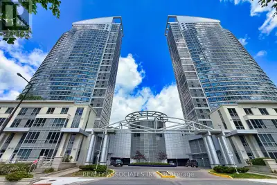 Bright And Cozy One Bedroom Plus Den Use As Second Bedroom Suite In Prime Location. Minutes To Scarb...