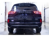 **ONE OWNER - ACCIDENT FREE** 27,369 KM This 2024 Ford Escape AWD ST Line is powered by a 1.5L EcoBo... (image 7)