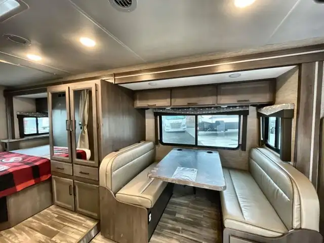 2023 Thor Motor Coach Four Winds 24F in RVs & Motorhomes in Kamloops - Image 32