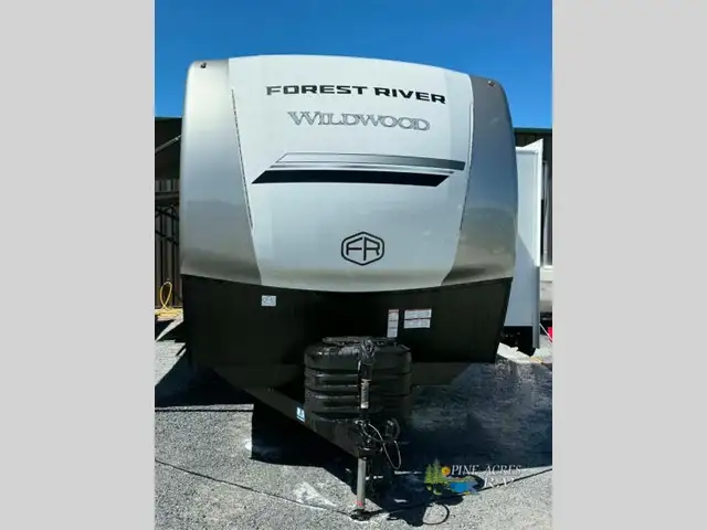 2026 Forest River RV Wildwood Heritage Glen 308RL in Travel Trailers & Campers in Moncton - Image 4