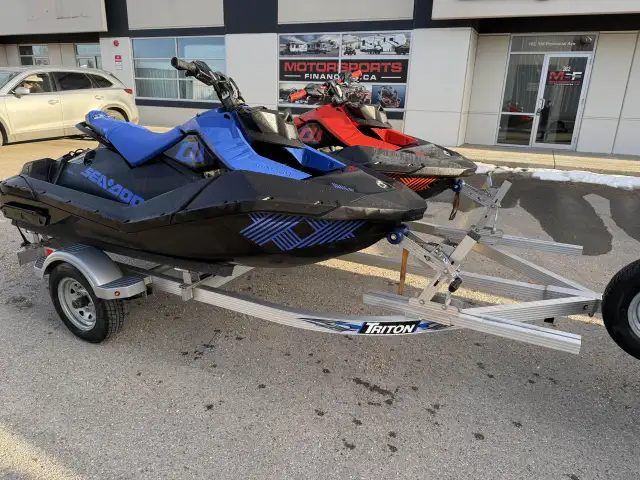 2023 & 2021 SEADOO SPARK TRIXX (FINANCING AVAILABLE) in Personal Watercraft in Strathcona County - Image 3