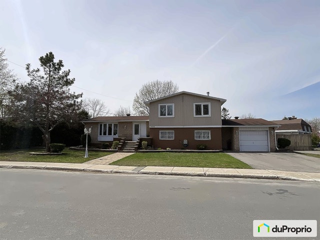 $861,000 - Split Level for sale in Chomedey — photo 1